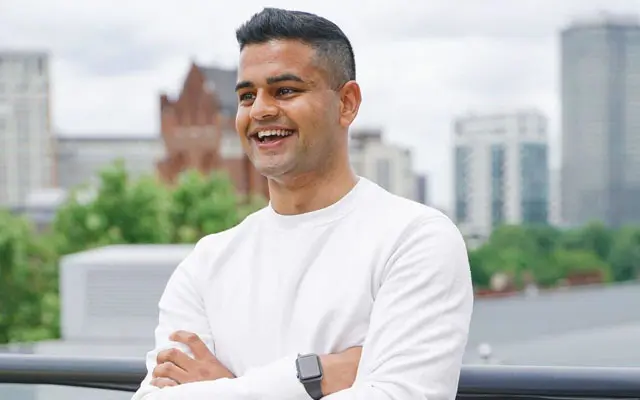 Following the organization's handling of racism, Cricket Scotland's chairman Anjan Luthra resigns.