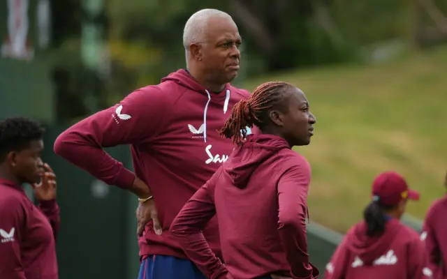 CWI will fire Courtney Walsh as head coach of the West Indies women's team.