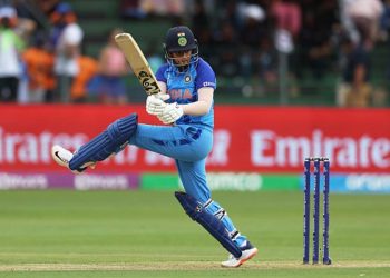 Anjum Chopra criticizes India's opener following her poor performance in the T20I against Bangladesh, saying that "Shafali Verma committed the same mistake once again." 1 Anjum Chopra