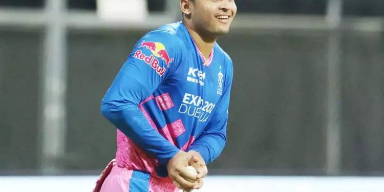 In the Men's Emerging Teams Asia Cup 2023, Riyan Parag strategically plots Sahibzada Farhan's ejection against Pakistan. 1 In the Men's Emerging Teams Asia Cup 2023, Riyan Parag strategically plots Sahibzada Farhan's ejection against Pakistan.