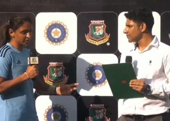 When a broadcaster greets Harmanpreet Kaur, the India captain gives a scathing response, according to Jemimah Rodrigues' viral video. 2 When a broadcaster greets Harmanpreet Kaur, the India captain gives a scathing response, according to Jemimah Rodrigues' viral video.