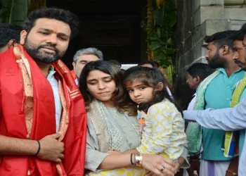 Before the Asia Cup in 2023, Rohit Sharma visits Tirupati Balaji Temple. 4 Before the Asia Cup in 2023, Rohit Sharma visits Tirupati Balaji Temple.