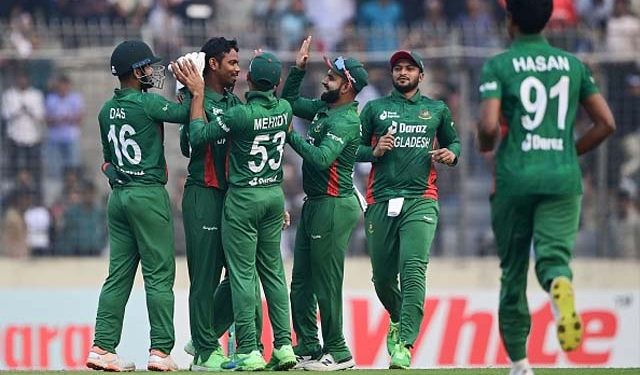 Bangladesh and Pakistan aim for a successful Super Four debut. 1 Bangladesh and Pakistan aim for a successful Super Four debut.