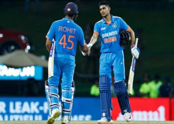 On batting-friendly Colombo, Pakistan dances to Rohit and Gill's tune on Twitter