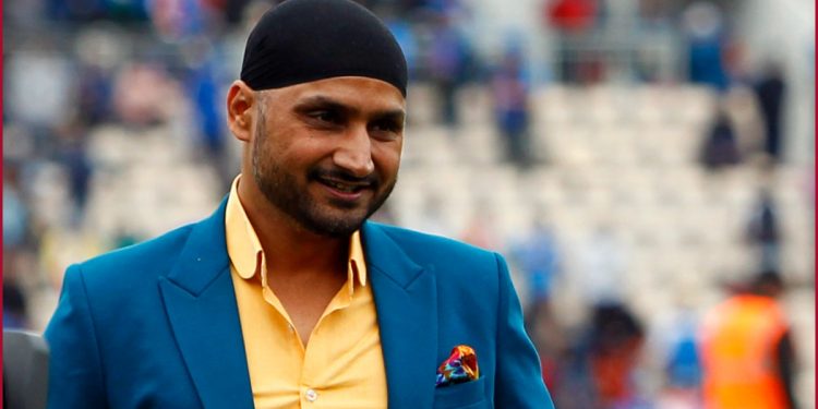 KL Rahul is doing admirably and accumulating runs in an exquisite manner:  Harbhajan Singh 1 KL Rahul is doing admirably and accumulating runs in an exquisite manner:  Harbhajan Singh