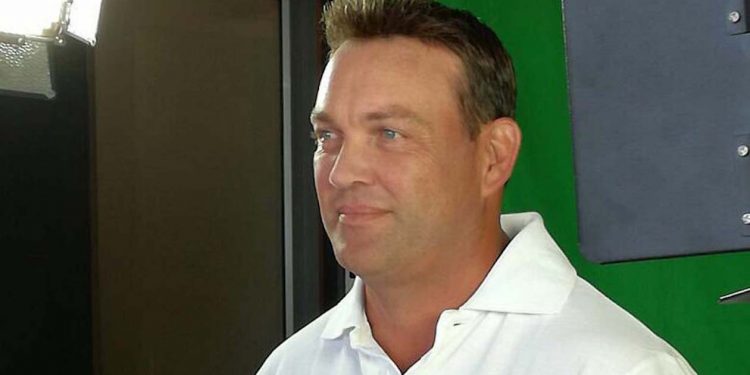 South Africa hasn't won the World Cup yet because, in the words of Jacques Kallis, "Maybe we want it too much." 1 South Africa