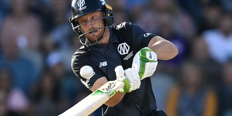 Jos Buttler and Livingstone support England in challenging circumstances