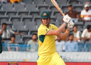 Cameron Green should start the World Cup's opening ODI, says Matthew Hayden.