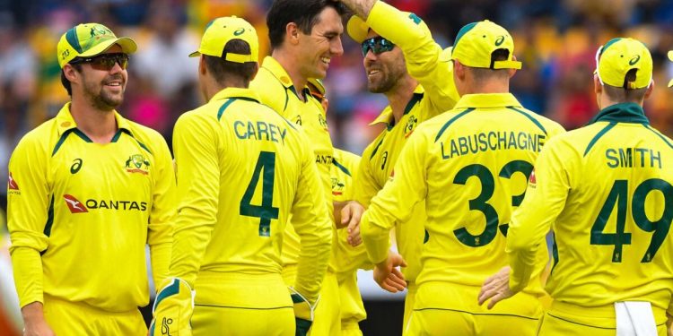 Why are the Australian players wearing black armbands during their match against the Netherlands at the 2023 World Cup?