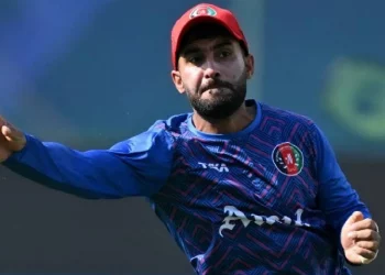 Hashmatullah Shahidi discovers an error in India's fielding during the CWC 2023, causing the umpire to call a no ball. 3 Hashmatullah Shahidi discovers an error in India's fielding during the CWC 2023, causing the umpire to call a no ball.