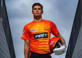 BBL 2023–24: Aaron Hardie is named the Perth Scorchers' temporary captain.
