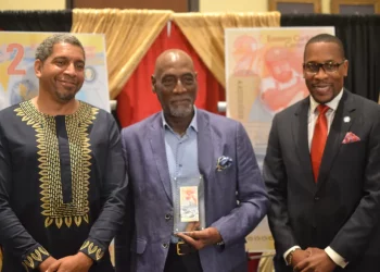 Eastern Caribbean currency immortalizes Sir Vivian Richards on $2 notes. 9 Eastern Caribbean