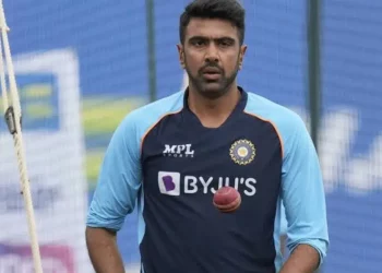 In advance of the IPL 2024 auction, Ravi Ashwin uses cricket strokes to estimate player prices. 9 In advance of the IPL 2024 auction, Ravi Ashwin uses cricket strokes to estimate player prices.
