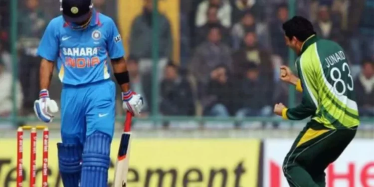 Junaid Khan says, "Aaj aapki khair nahi," revealing that he slapped Virat Kohli during the 2012–13 IND–PAK series 1 Junaid Khan