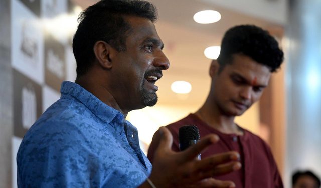 I learned the fundamentals of bowling the doosra from Saqlain Mushtaq. Muttiah Muralidaran 1 I learned the fundamentals of bowling the doosra from Saqlain Mushtaq. Muttiah Muralidaran