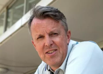 Graeme Swann expressed optimism about England's new spin arsenal, saying, "They could easily roll through any batting line-up in the world."
