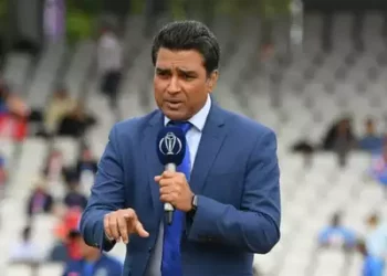 IPL teams in record standings. Sanjay Manjrekar
