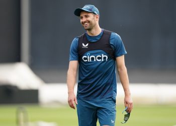 Mark Wood talks about his small contribution and the incredible victory over India, calling it "one of the great games that I've been involved in." 5 Mark Wood talks about his small contribution and the incredible victory over India, calling it "one of the great games that I've been involved in."