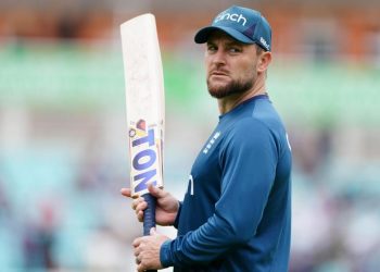 Brendon McCullum anticipates that spin will be a major influence as England scores in a "land of opportunity."