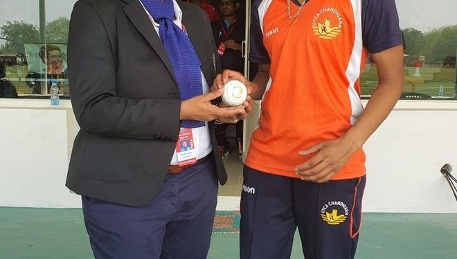 The Gujarat Giants were searching for a new-ball bowler, and Kashvee Gautam provided them with one: Abhinav Mukund 1 The Gujarat Giants were searching for a new-ball bowler, and Kashvee Gautam provided them with one: Abhinav Mukund