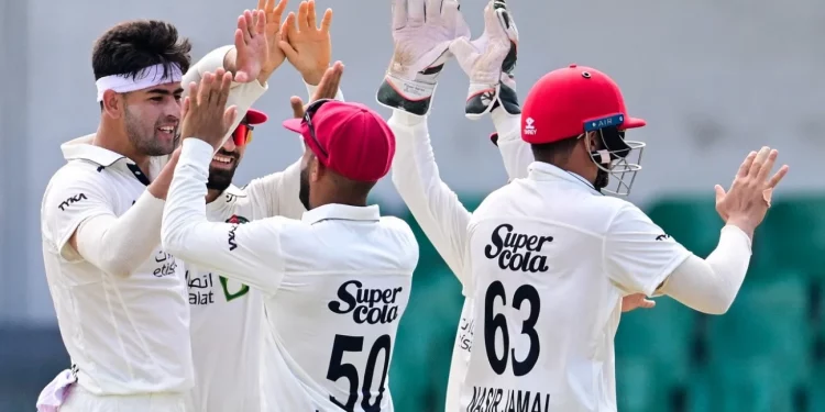 Dinesh Chandimal praises Afghanistan's bowlers, calling them "fantastic."