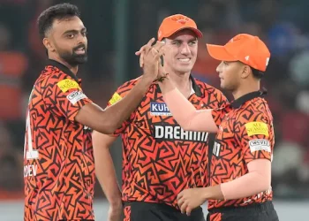Pat Cummins said of the victory over the Mumbai Indians, "The crowd was very loud and it was amazing."