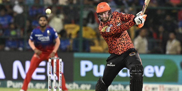 IPL 2024: In a matchup with RCB featuring Chinnaswamy, SRH records the most sixes in IPL innings 1 IPL 2024: In a matchup with RCB featuring Chinnaswamy, SRH records the most sixes in IPL innings