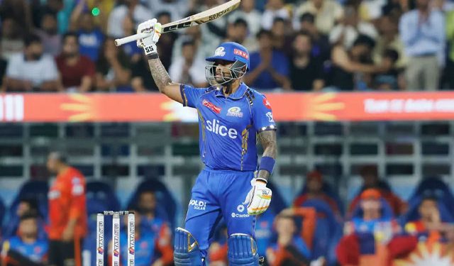 Suryakumar Yadav is a remarkable cricket player, making it extremely challenging to bowl against him: Simon Helmot