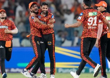 "I wasn't thinking too much," Bhuvneshwar Kumar said in reference to his last-minute ideas against the Rajasthan Royals