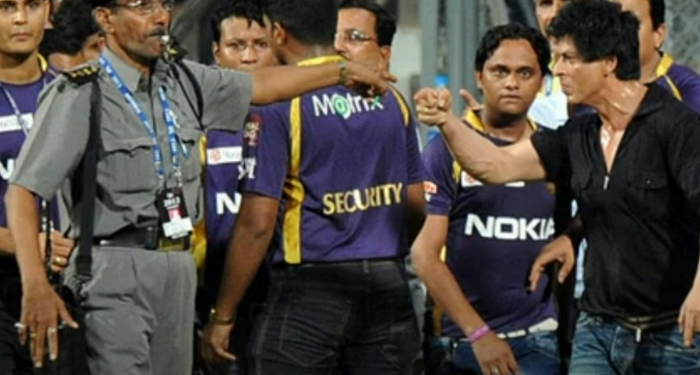 "I was present, Shah Rukh Khan did not mistreat," a former KKR team director clarifies the historic 2012 fight at Wankhede 1 "I was present, Shah Rukh Khan did not mistreat," a former KKR team director clarifies the historic 2012 fight at Wankhede
