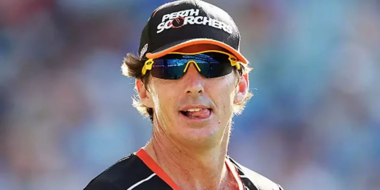 Brad Hogg said of the India vs. Australia T20 World Cup 2024 final, "It'd absolutely love to happen." 1 Brad Hogg said of the India vs. Australia T20 World Cup 2024 final, "It'd absolutely love to happen."
