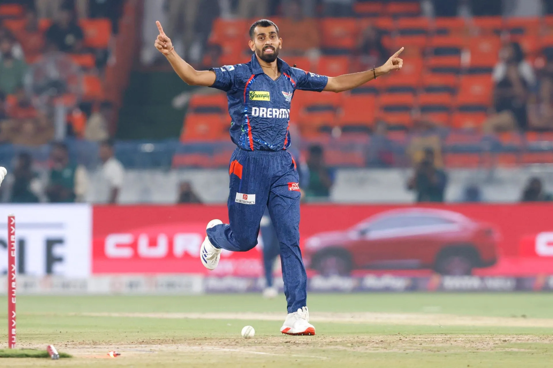 WATCH: LSG's Prince Yadav plays tennis ball cricket before IPL 2025 call-up video goes viral