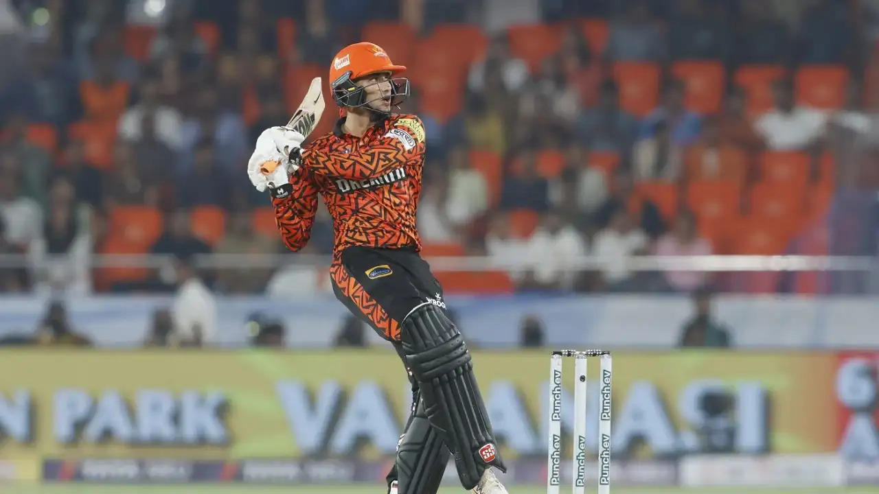 IPL 2025: Funniest Memes from MI vs SRH Mid-Innings of Match 33