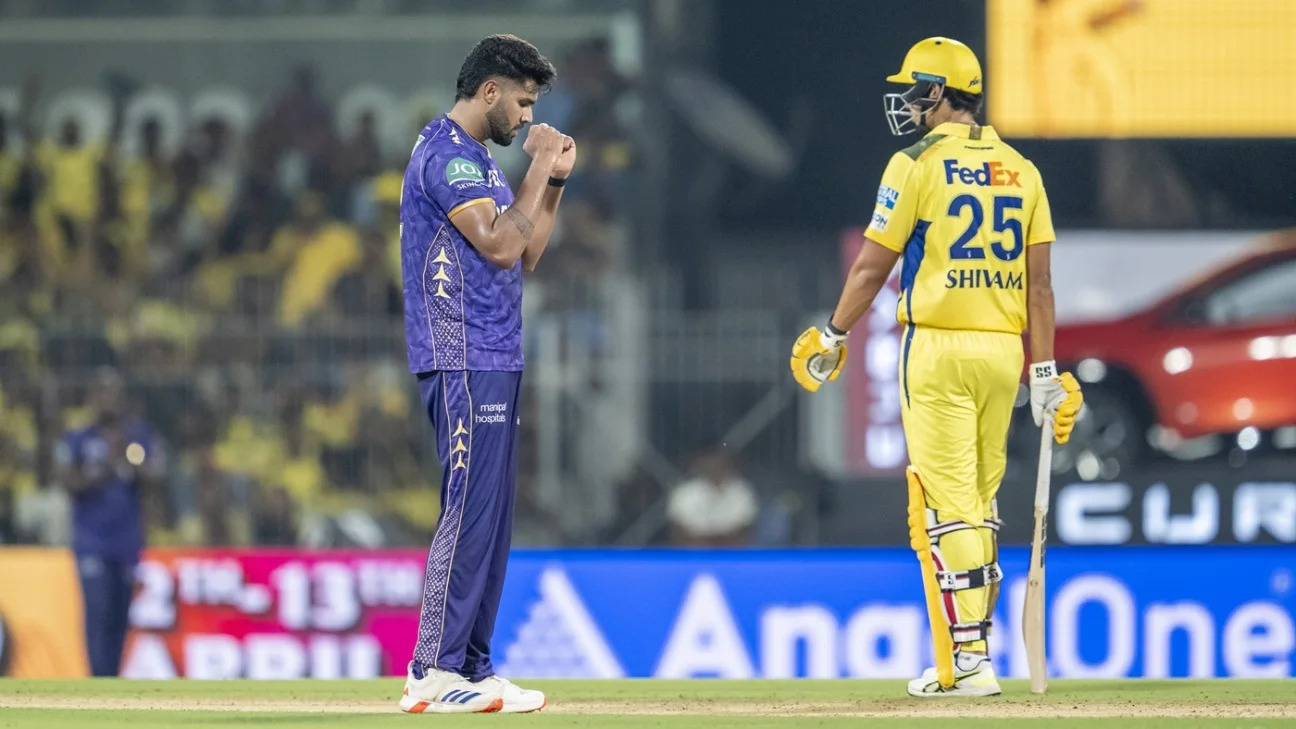 IPL 2025: Funniest Memes from CSK vs KKR Mid-Innings of Match 25