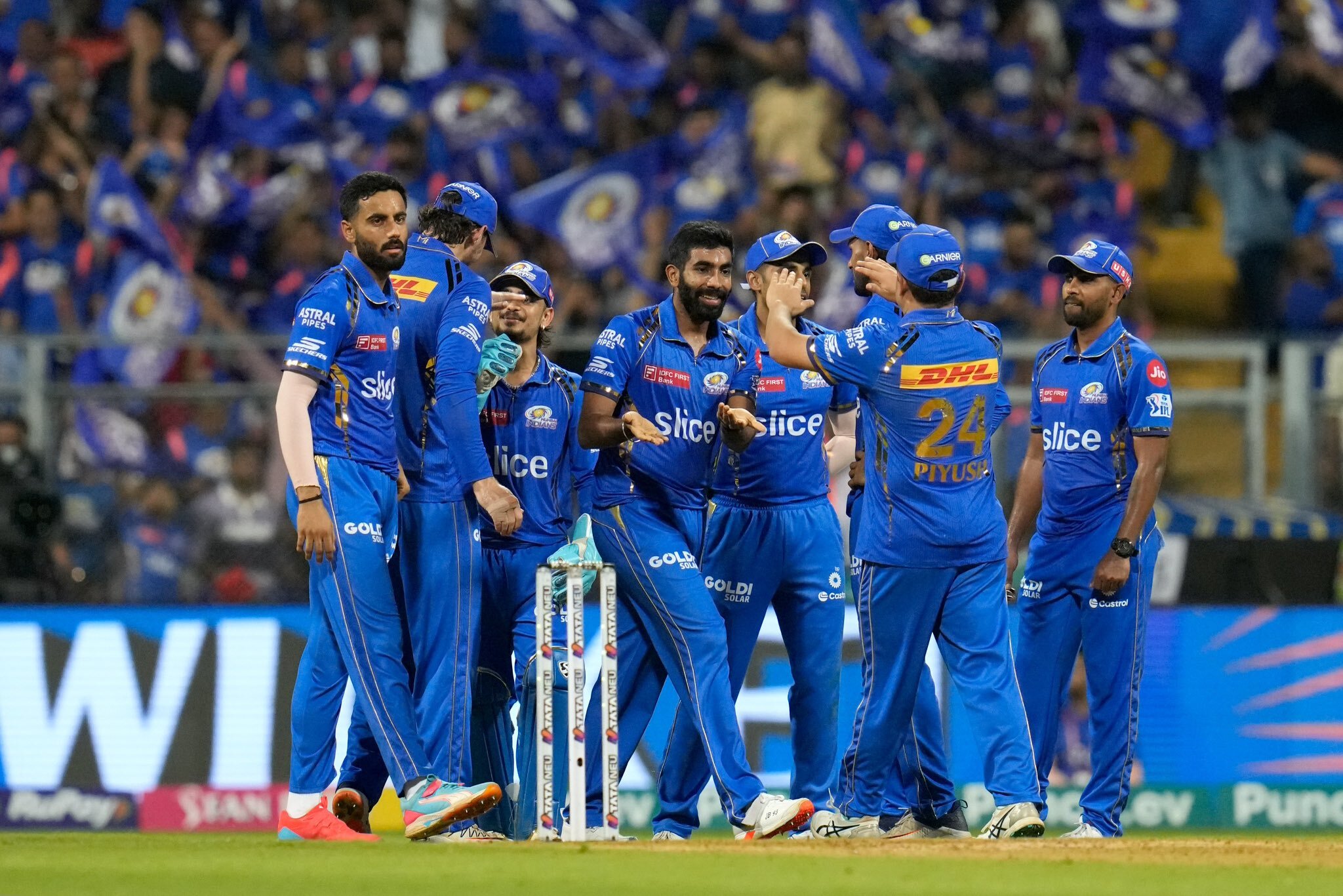 MI vs RCB Dream11 Prediction, Match 20, IPL Fantasy Cricket Tips, Playing 11, Injury Updates & Pitch Report for IPL 2025
