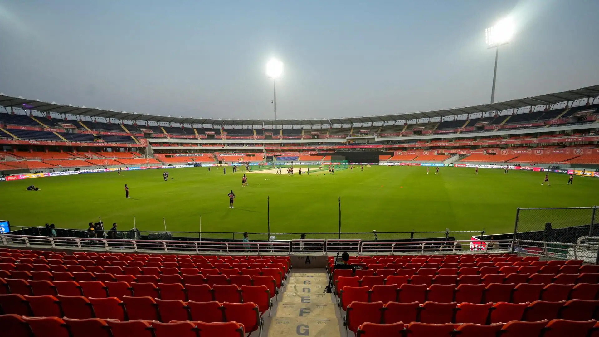 IPL 2025: GT vs MI, Eliminator – Mullanpur Stadium today weather forecast & pitch report