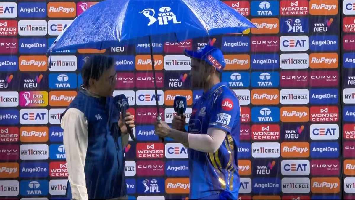 IPL 2025: Suryakumar Yadav enters with umbrella at post-match ceremony, dedicates POTM award to wife