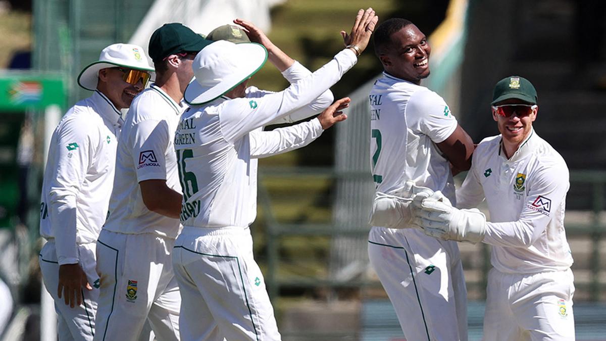 South Africa announce 16-member squad for Zimbabwe Test series 1 South Africa announce 16-member squad for Zimbabwe Test series