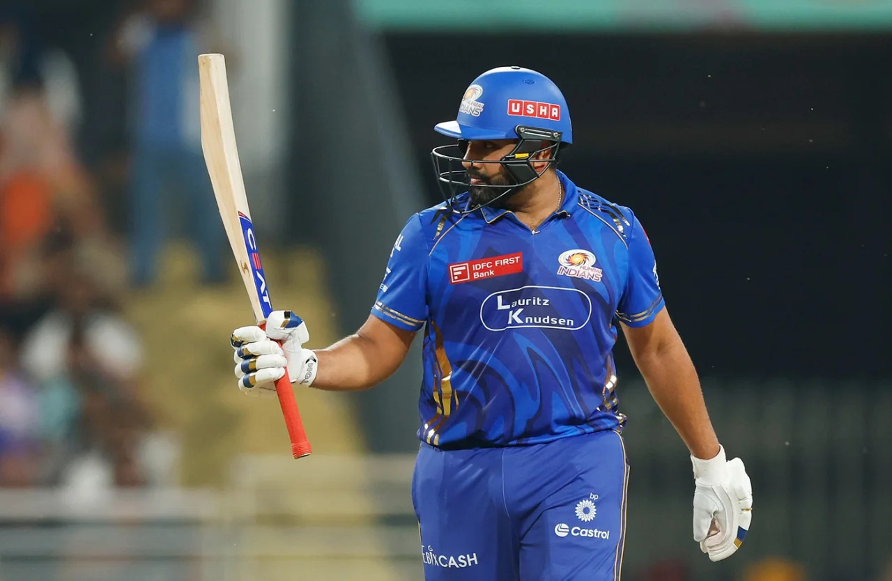 'Nahi wo nahi ho sakta' - Rohit Sharma disappoints young fan with funny reply ahead of PBKS vs MI Qualifier 2 1 'Nahi wo nahi ho sakta' - Rohit Sharma disappoints young fan with funny reply ahead of PBKS vs MI Qualifier 2