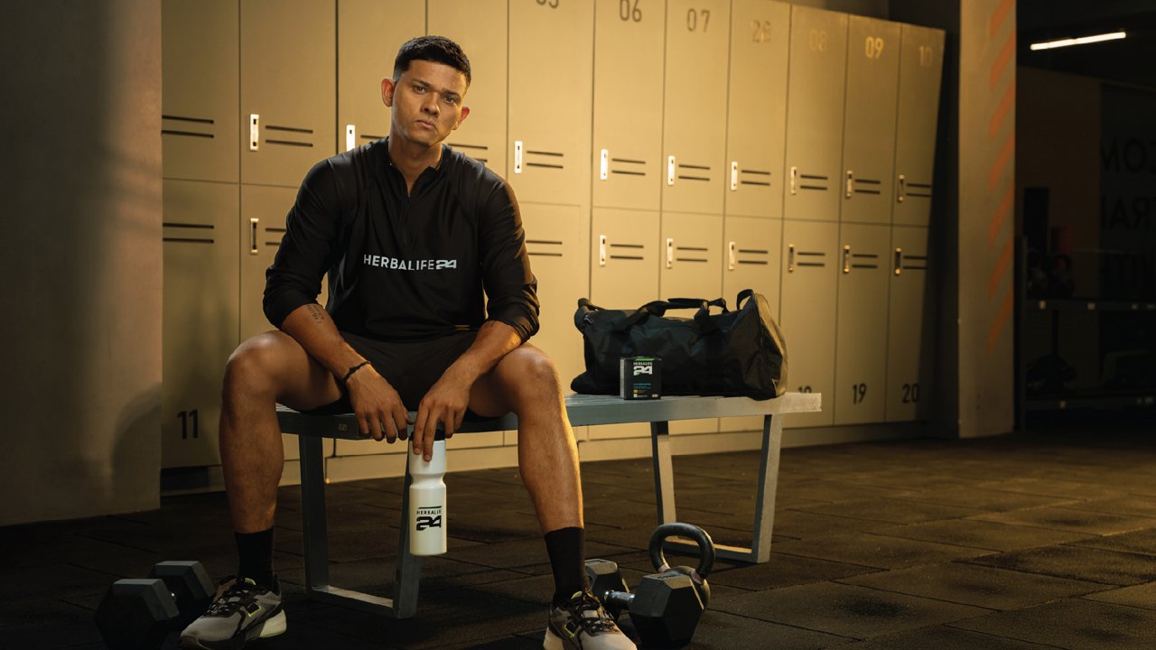 Yashasvi Jaiswal Net Worth 2024-25: Endorsements, Career Achievements 1 Yashasvi Jaiswal Net Worth 2024-25: Endorsements, Career Achievements