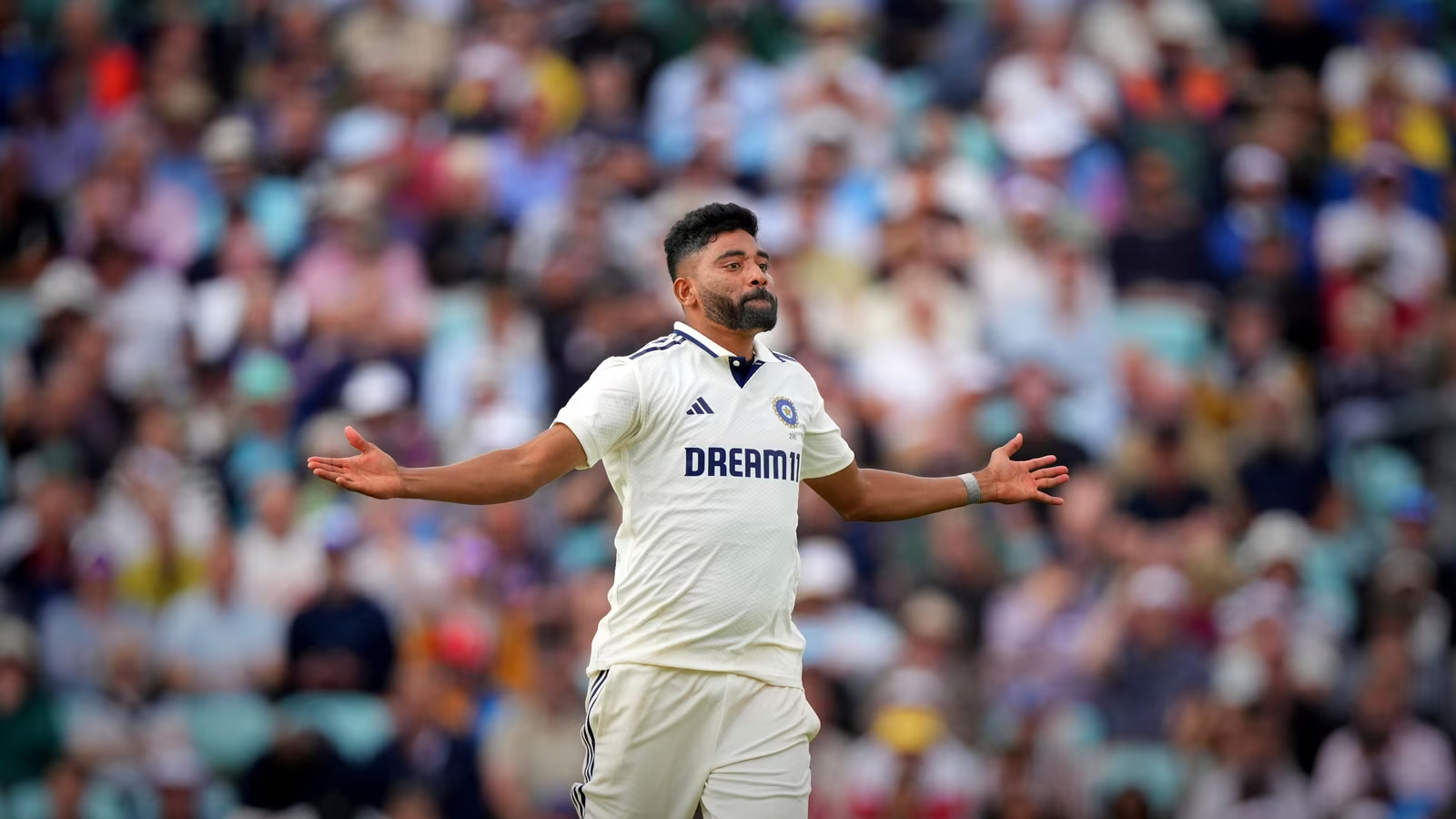 ENG vs IND 2025: 'Without Bumrah, Siraj raises his game' - Aakash Chopra 1 ENG vs IND 2025: 'Without Bumrah, Siraj raises his game' - Aakash Chopra