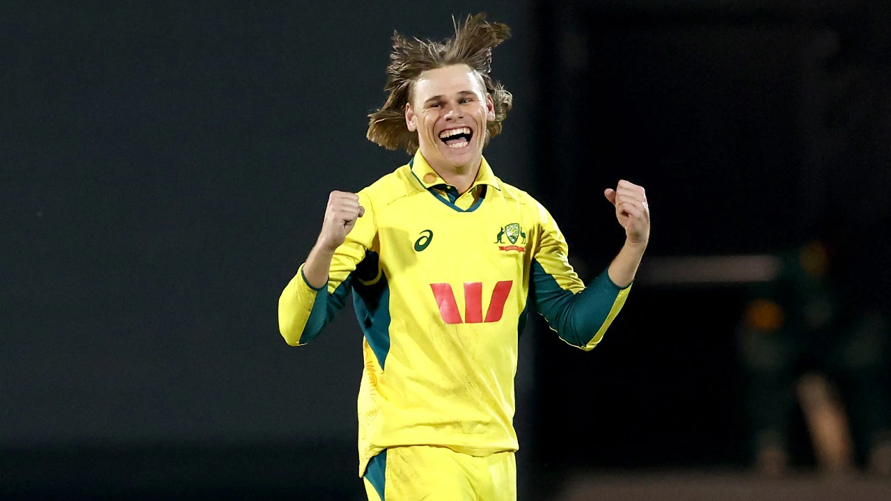 AUS vs SA 2025: Cooper Connolly breaks 20-year-old record with fifer in 3rd ODI 1 AUS vs SA 2025: Cooper Connolly breaks 20-year-old record with fifer in 3rd ODI