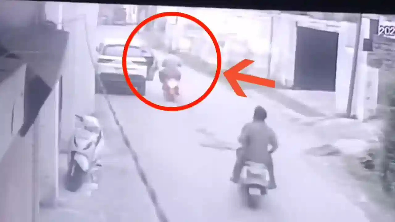 Indian cricketer Fareed Khan passes away in road accident, CCTV video surfaces