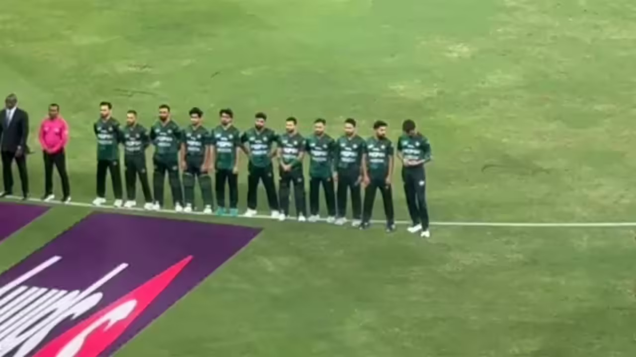 WATCH: Asia Cup 2025, Final: Shaheen Afridi and Haris Rauf 'disrespect' India's national anthem, photo goes viral