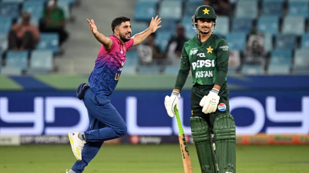 Video of the Day - Asia Cup 2025: Saim Ayub makes hat-trick of ducks as Junaid Siddique strikes early 1 Video of the Day - Asia Cup 2025: Saim Ayub makes hat-trick of ducks as Junaid Siddique strikes early