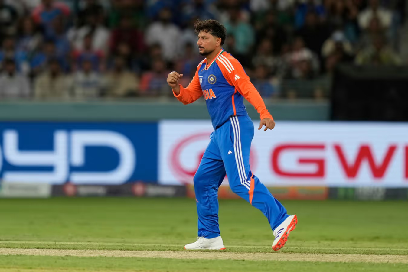 Asia Cup 2025: "Kuldeep Yadav used to bowl on sand"- Ex-India assistant coach makes shocking revelation in-form spinner 6 Asia Cup 2025: "Kuldeep Yadav used to bowl on sand"- Ex-India assistant coach makes shocking revelation in-form spinner
