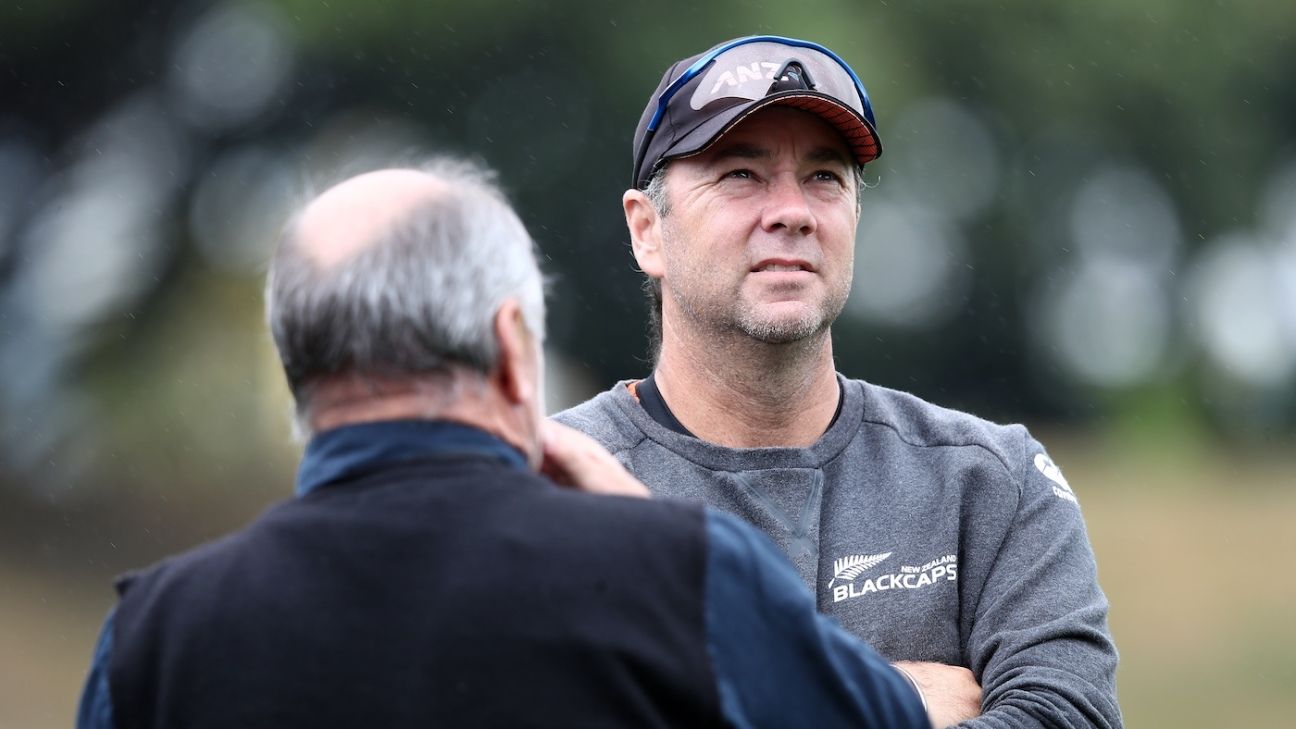 Craig McMillan appointed full-time New Zealand women's assistant coach ahead of ODI World Cup