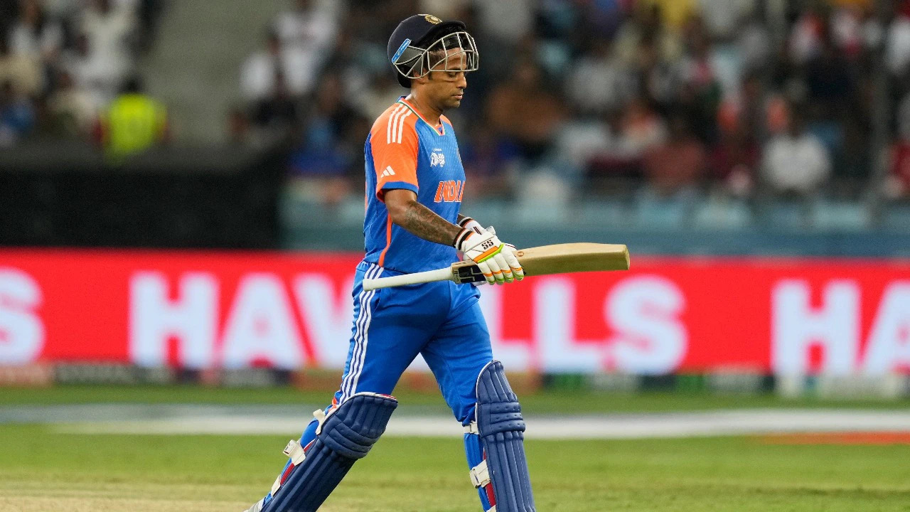 Asia Cup 2025: ‘He is playing high-risk game as captain’ - Legendary spinner backs struggling Suryakumar Yadav