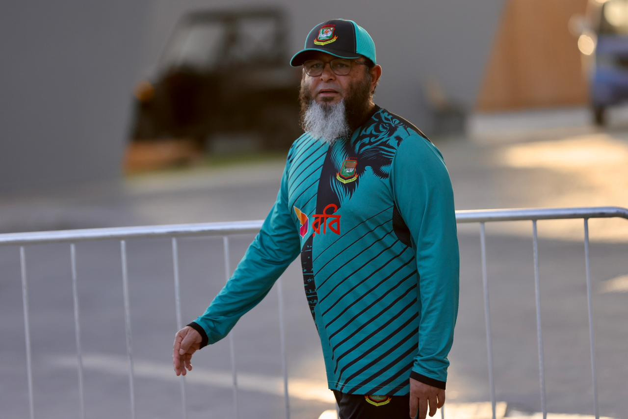 AFG vs BAN 2025: Bangladesh's spin bowling coach urges batters 'to play the ball, not the bowler' 7 AFG vs BAN 2025: Bangladesh's spin bowling coach urges batters 'to play the ball, not the bowler'