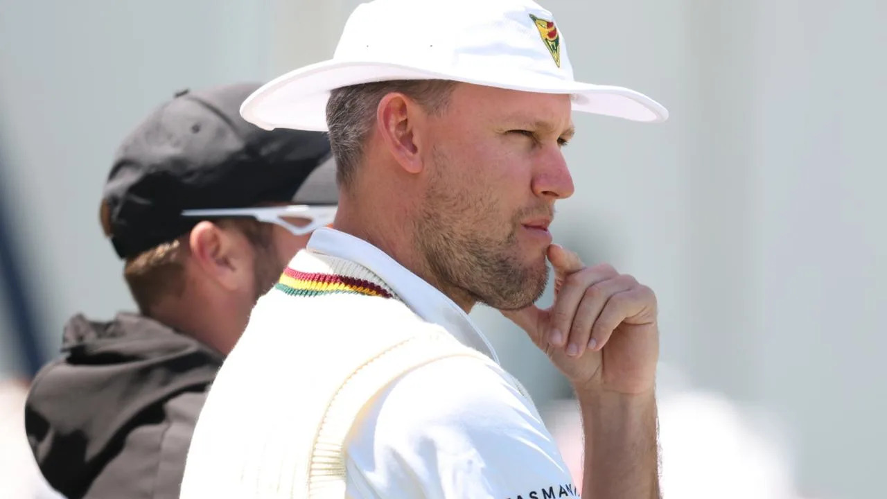 'Going to get dusted': Former Australian spinner makes bold prediction for Ashes 2025-26